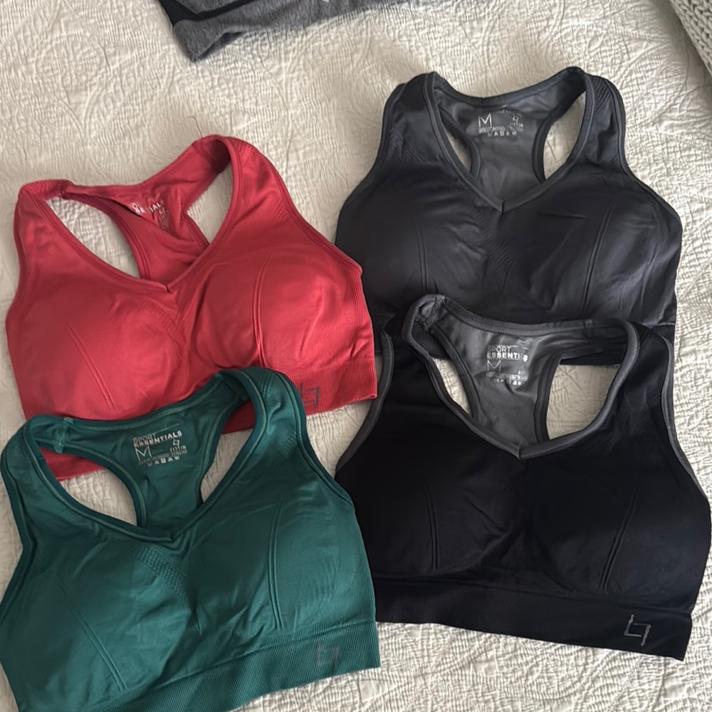 Women's Sports Bras Set - Black, Gray, Red, Green